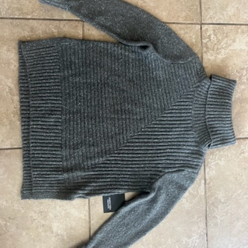 Simply Vera Sweater